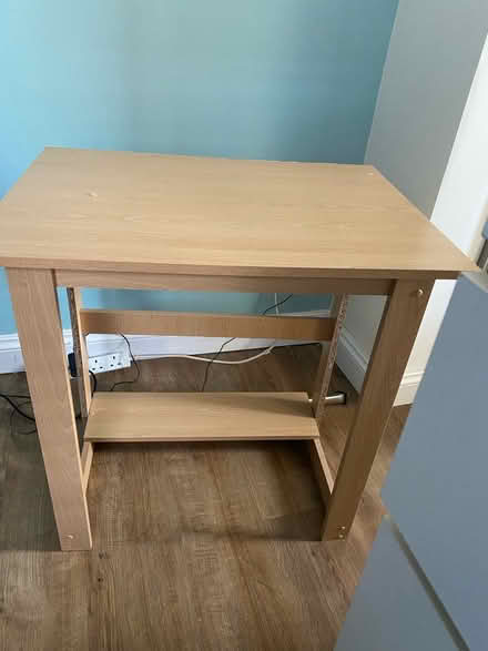 Photo of free Desk (WD18) #1