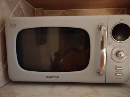 Photo of free Working Microwave with bit of rust (Bermondsey station, SE16 4) #1