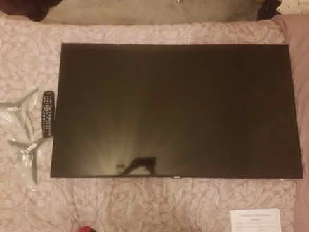 Photo of free Samsung TV - not working but can be fixed (Astley CV10) #1