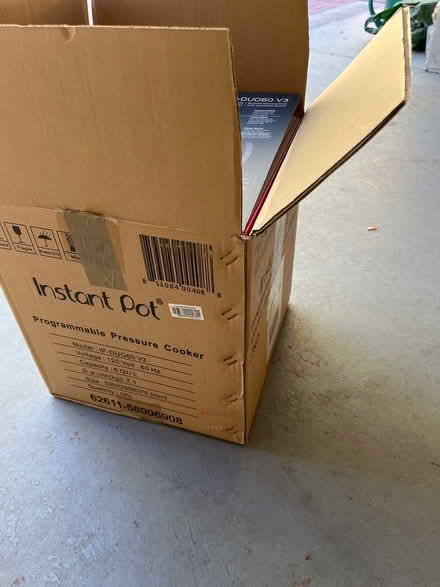 Photo of free Instapot shipping box (94086) #2