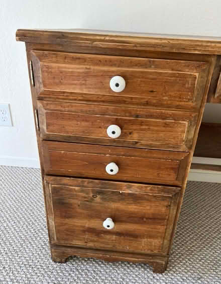Photo of free Wood desk (40”x24”) (Mounds Street, San Mateo) #2