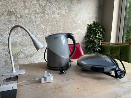 Photo of free Desk lamp, kettle & toastie maker (St Stephens AL3) #1
