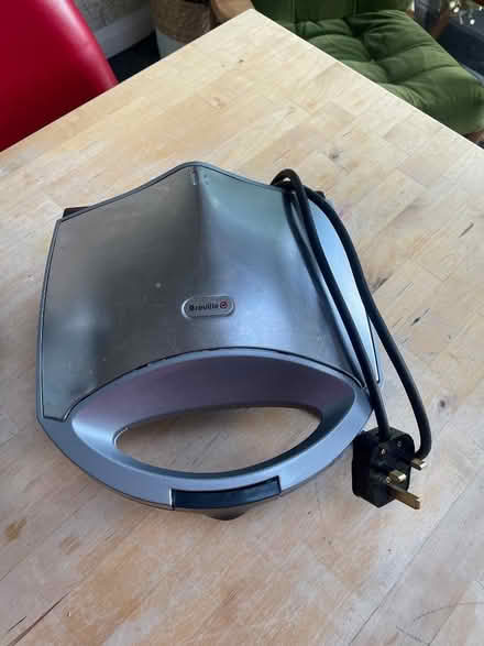 Photo of free Desk lamp, kettle & toastie maker (St Stephens AL3) #3