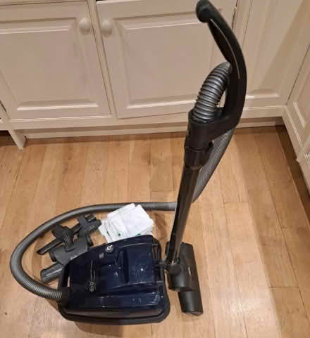 Photo of free Vacuum cleaner (Teddington TW11) #1