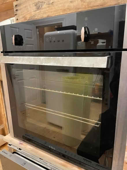 Photo of free Oven works perfectly (Tooting SW17) #1