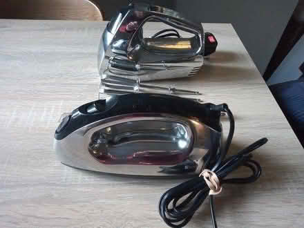 Photo of free Kitchen electric knife and mixer (Eardington) #2