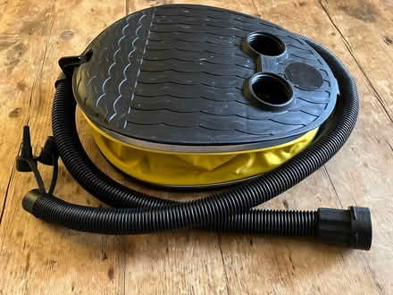 Photo of free High Volume Bellows Air Pump (Collegeville) #1
