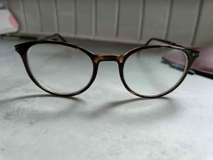 Photo of free +1.00 reading glasses with case (Maidenhead) #2