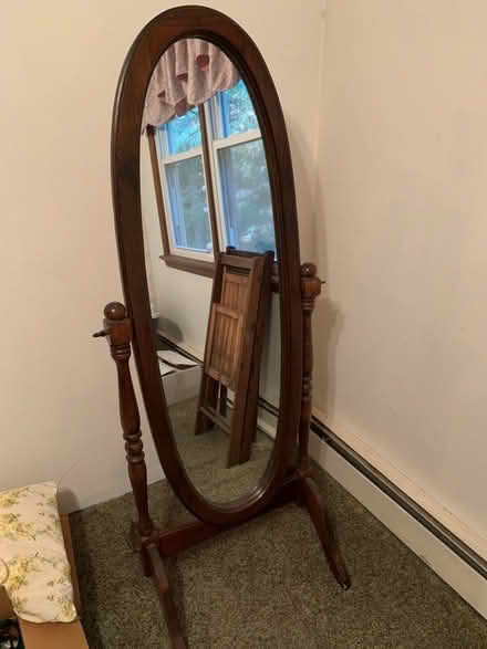 Photo of free Freestanding Mirror (South Brunswick Fresh Ponds) #1