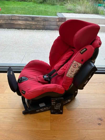 Photo of free Besafe iZi Kid i-size car seat (Dorking) #2