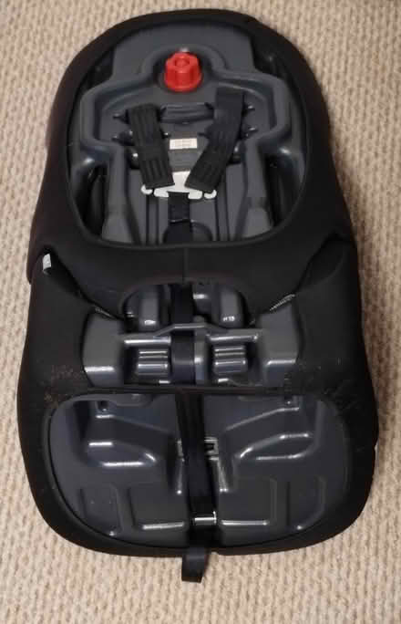 Photo of free Mothercare car seat 9kg - 36kg (Portsmouth PO1) #2