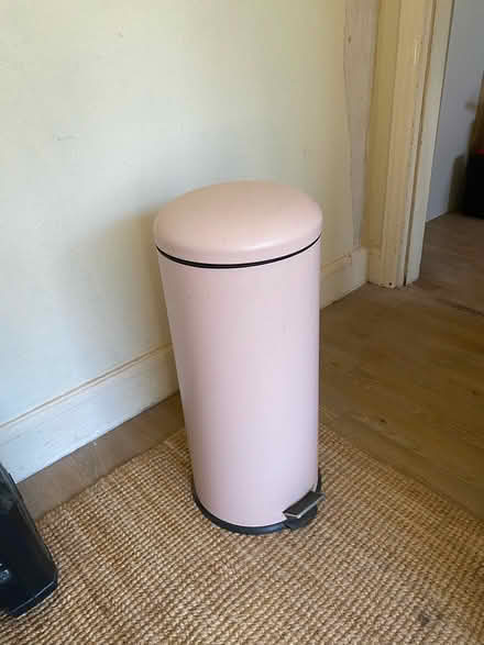 Photo of free Pink kitchen bin (West Bridgford NG2) #1