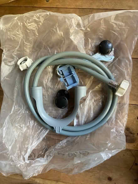Photo of free Washing machine / dishwasher hose (Fleetville AL4) #1