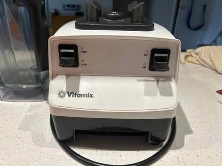 Photo of free Vitamix VM0102 with baskets (Bronx, New York) #1