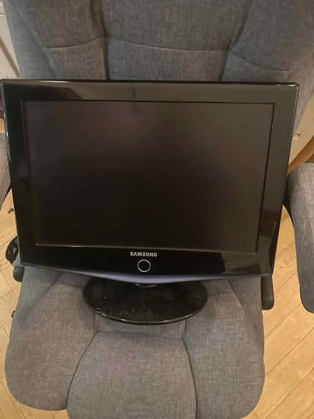 Photo of free TV (Oxton, CH43) #1