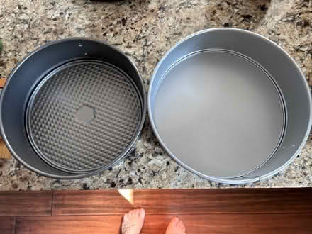 Photo of free Mini cheesecake pans (Colonial place) #3