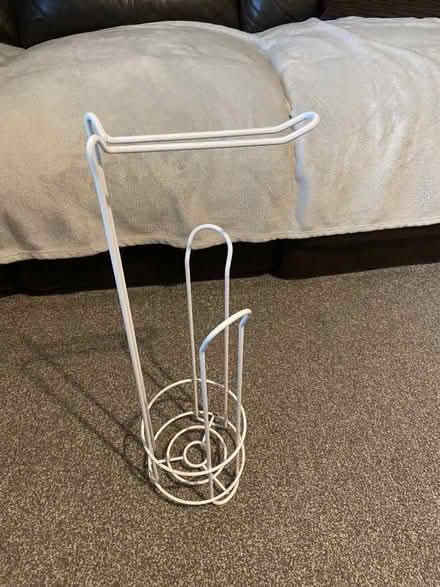 Photo of free White toilet roll holder (Horton TA19) #1