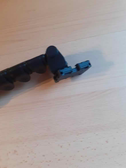 Photo of free Damaged telescopic tripod for phone (B26) #2