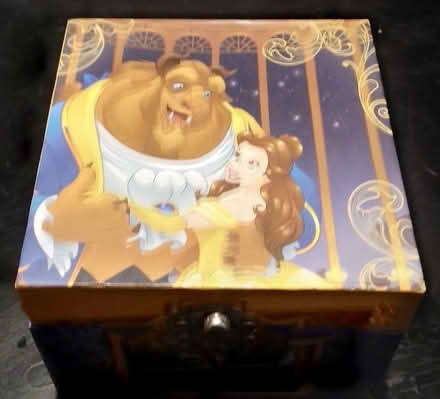 Photo of free Beauty and the Beast jewelry box (Hanwell W7) #4