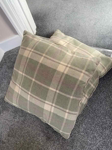Photo of free 2x large country style cushions (Aldershot) #1