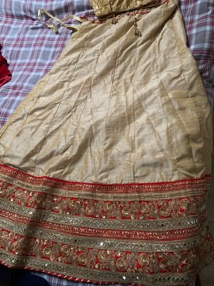 Photo of free Sari (Highgate Station, N6) #1