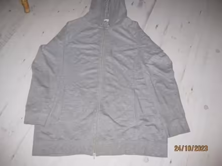 Photo of free Jumper (Blackford Bridge BL9) #2