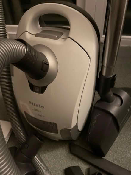 Photo of free Miele vacuume (Llandyfan SA18) #2