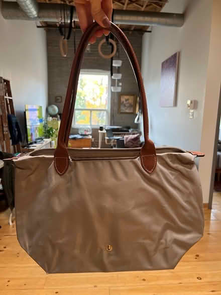 Photo of free Small longchamp bag (Near Lansdowne Subway Station) #1