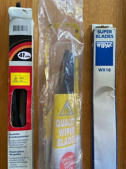 Photo of free Various windscreen wiper blades (Bloomfield) #1