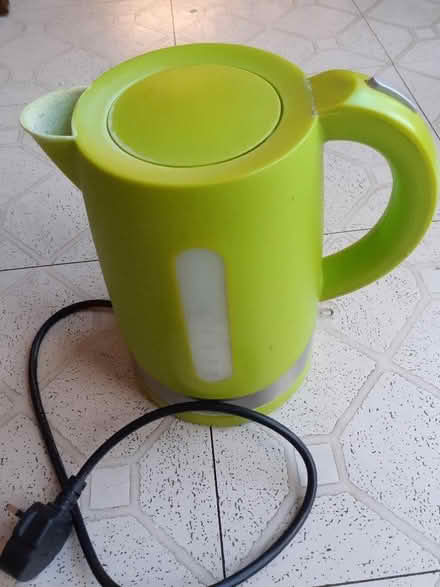 Photo of free Cordless kettle (N17/N18 border) #1