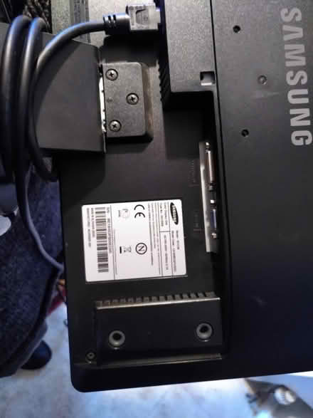 Photo of free 19 inch Samsung PC monitor (Amber Valley DE56) #1