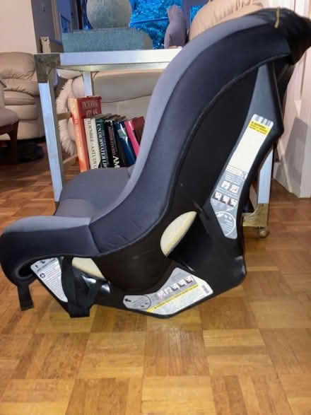 Photo of free Car seat for young child (Weybridge KT13) #2