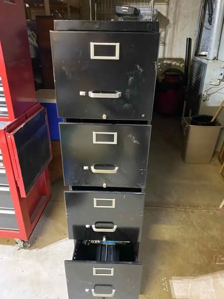 Photo of free Four drawer metal filing cabinet (Collegeville) #1
