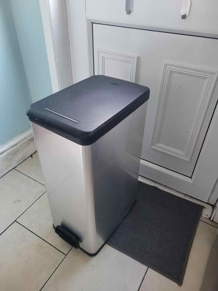 Photo of free Curver pedal bin (B16 Edgbaston Birmingham) #2