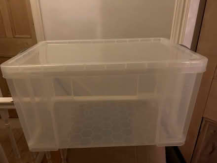 Photo of free 8L plastic box with lid (Kendal LA9) #3