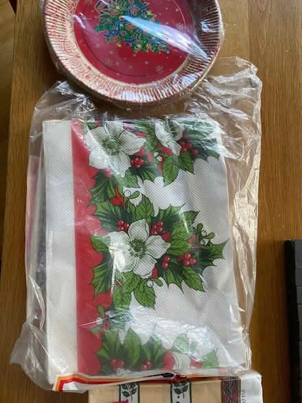 Photo of free Xmas paper table napkins etc (Bloomfield) #3
