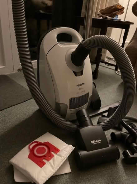 Photo of free Miele vacuume (Llandyfan SA18) #1