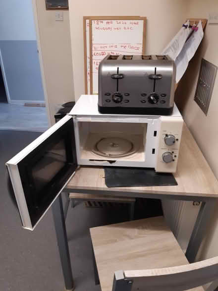 Photo of free Microwave/toaster (Poole/oakdale BH15) #2
