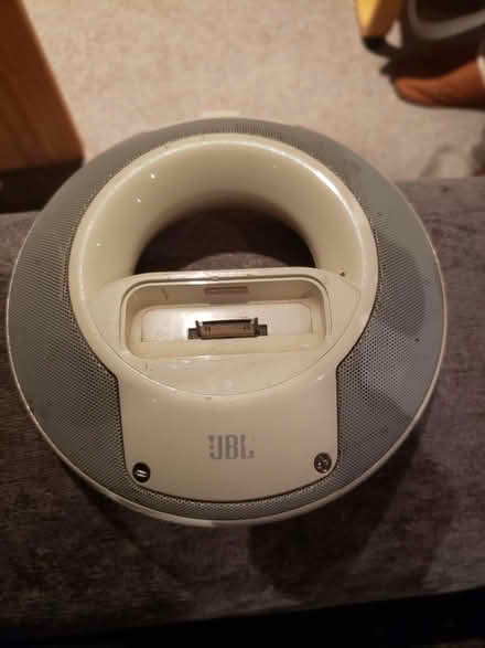 Photo of free JBL Ipod speaker (Halton LA2) #1