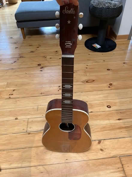 Photo of free Broken guitar (Near Lansdowne Subway Station) #1