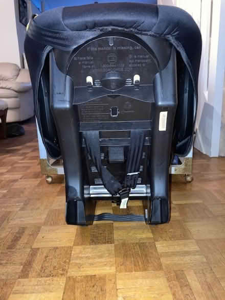 Photo of free Car seat for young child (Weybridge KT13) #1