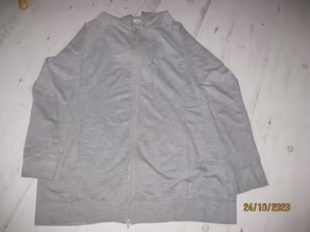 Photo of free Jumper (Blackford Bridge BL9) #1