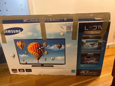 Photo of free shipping box Samsung 40" 5050 (94086) #1