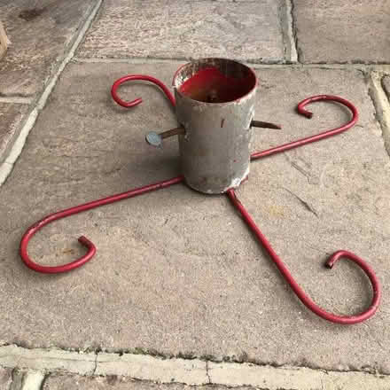 Photo of free Christmas Tree Stand (Hazlemere HP15) #3