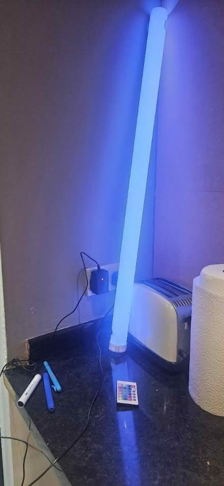 Photo of free 100cm long led light (Woodheys M33) #2