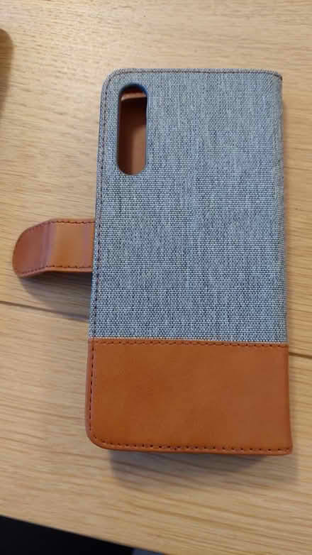 Photo of free Pristine phone cover (RH12) #2