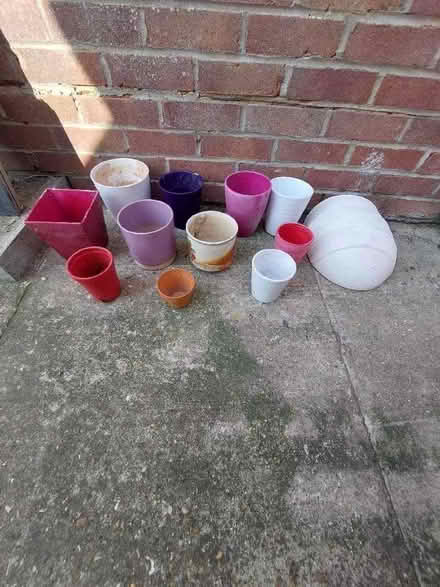 Photo of free Various ceramic pots and wall planters (Seaford BN25) #1