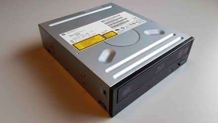 Photo of free DVD/BD/CD writer/reader (Apsley, Hemel Hempstead, HP3) #2