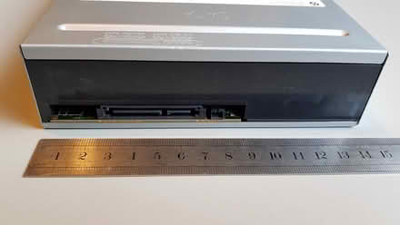 Photo of free DVD/BD/CD writer/reader (Apsley, Hemel Hempstead, HP3) #1
