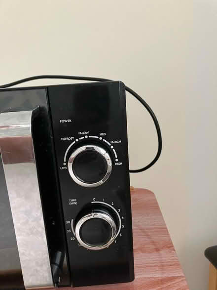Photo of free Breville Microwave (Wheatley Hills Doncaster) #1